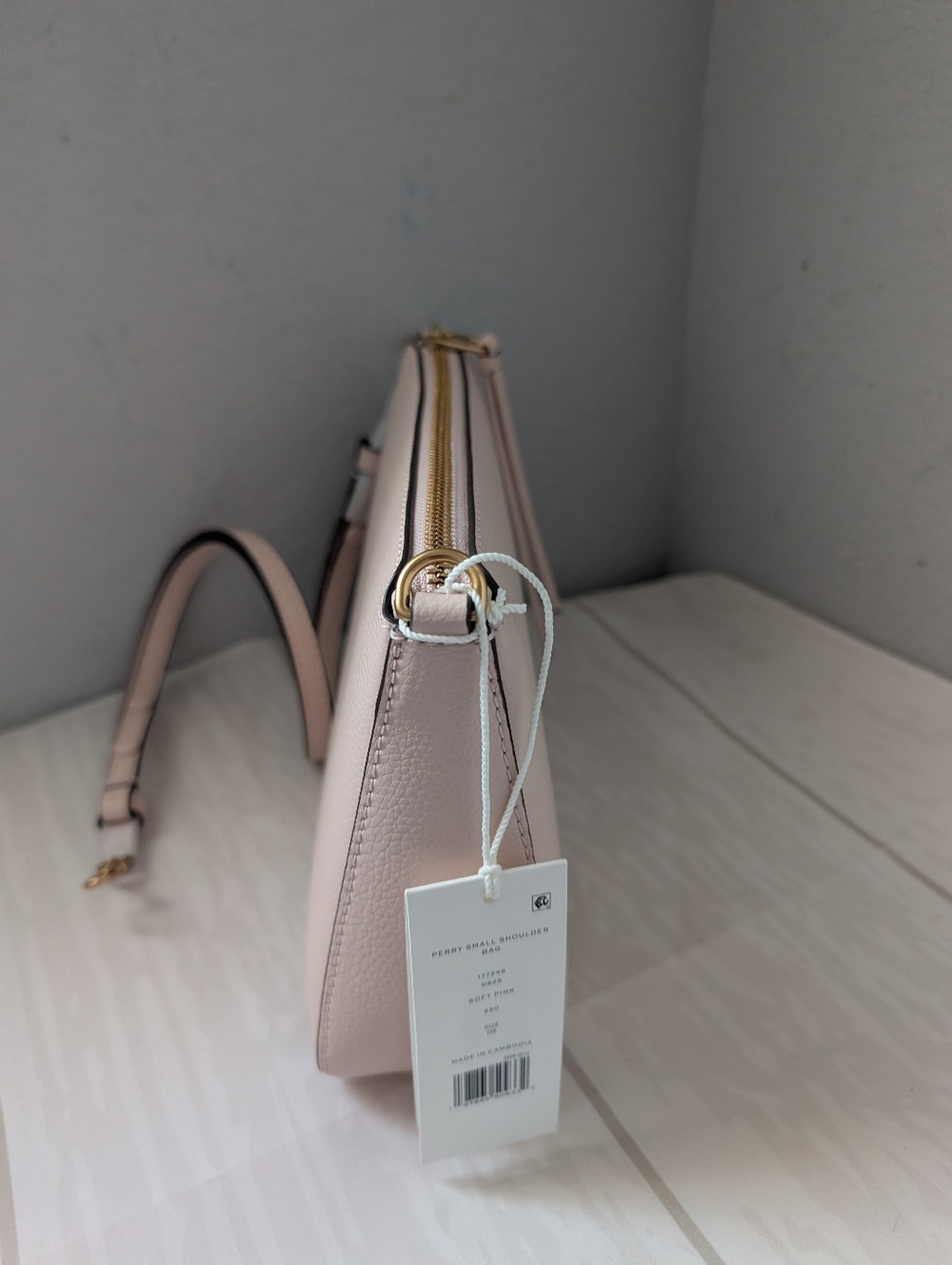 NWT AUTHENTIC TORY BURCH PERRY SMALL SHOULDER LEATHER SHOULDER BAG IN SOFT PINK - Picture 3 of 5